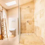 Appt Moderne Ac 2br 3p 5min-st Tropez شقة سان تروبيه